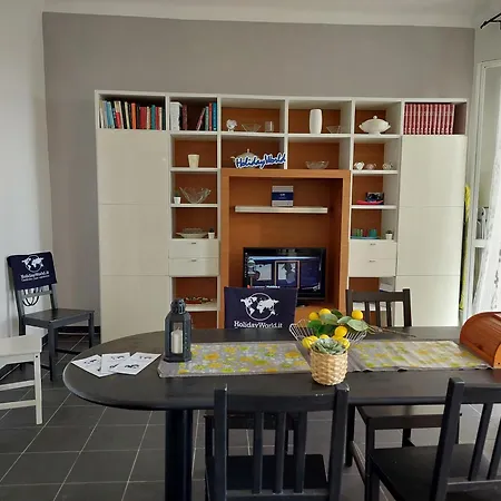 Casa Vittoria By World * Genoa